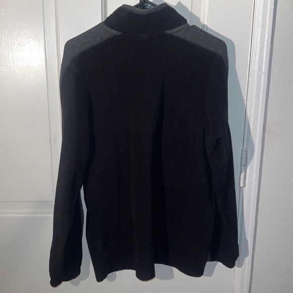 CHAMPS CREWNECK - Picture 2 of 2